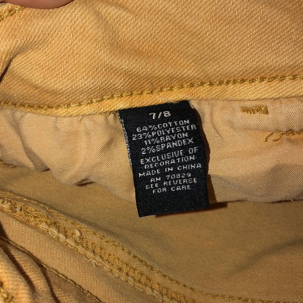Yellow Rue 21 shorts - Picture 5 of 5